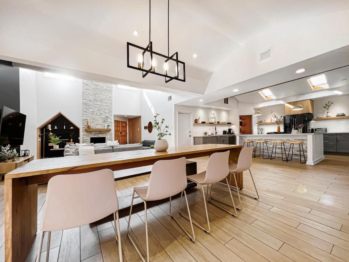 Open Airy Custom Designed Home - 2Kings - Sleeps 14 Houston Exterior foto