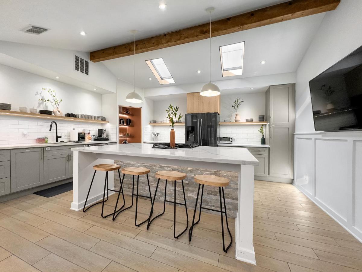 Open Airy Custom Designed Home - 2Kings - Sleeps 14 Houston Exterior foto